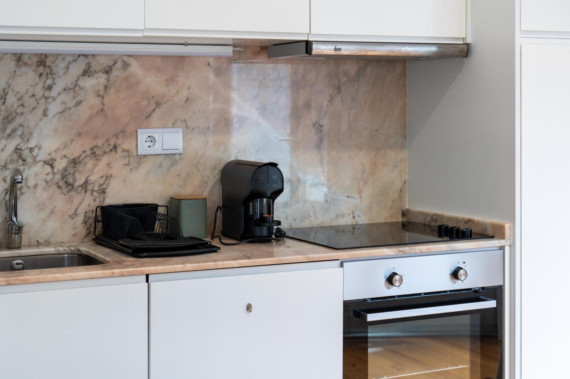 A Window To - Premium At Clerigos Tower Apartamento Oporto